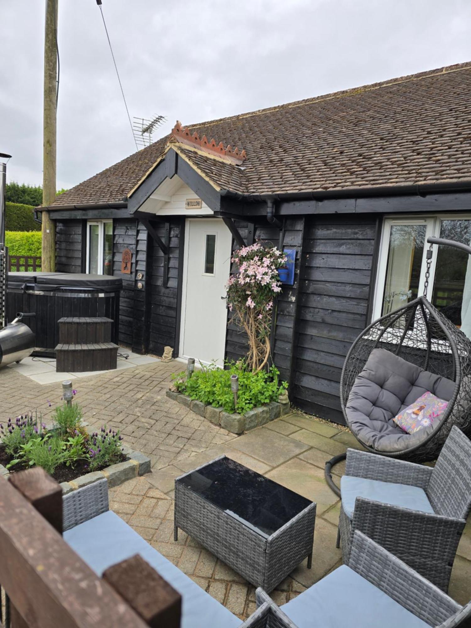 Willow Cottage In Idyllic Location Harrietsham Esterno foto